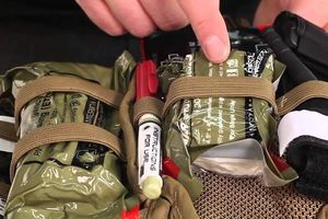 Composition of the tactical first aid kit. What should be